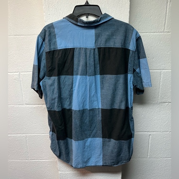 Modern Amusement Men's Blue Checkered Shirt. XL - Picture 5 of 5